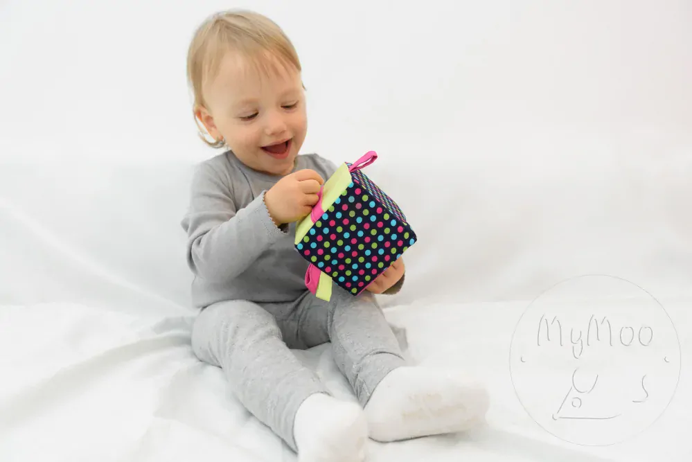 Úchopová kostka Busy cube